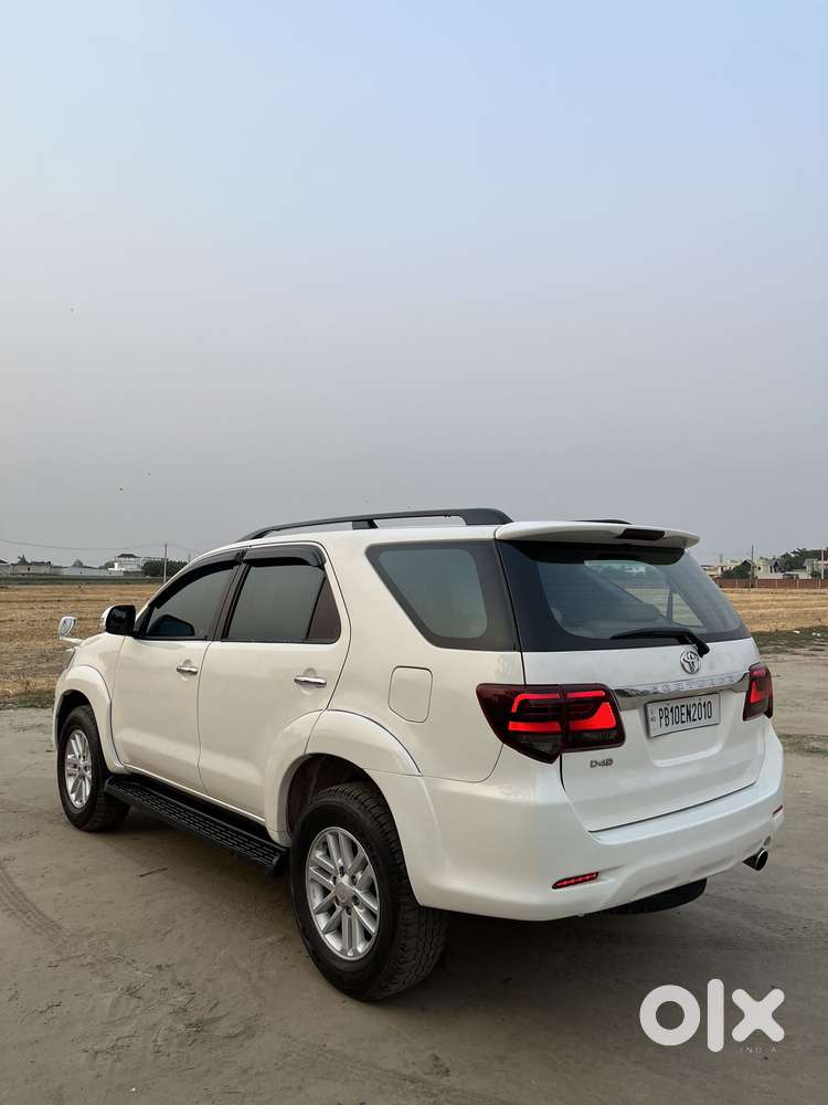 Toyota Fortuner 3.0 4x2 Automatic, 2014, Diesel