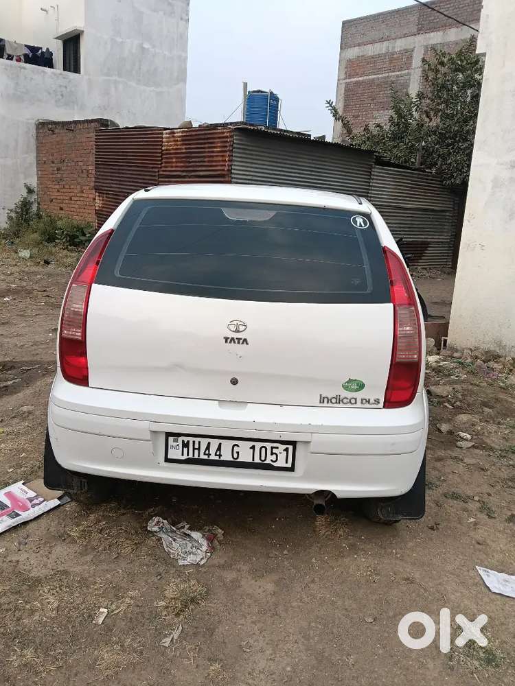 उत्तम कंडिशन मध्ये वापरलेली आहे एक हाती चाललेली गाडी आहे