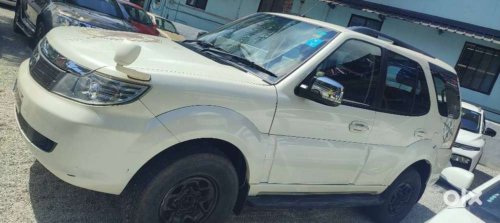 Tata Safari Storme Lx, 2014, Diesel