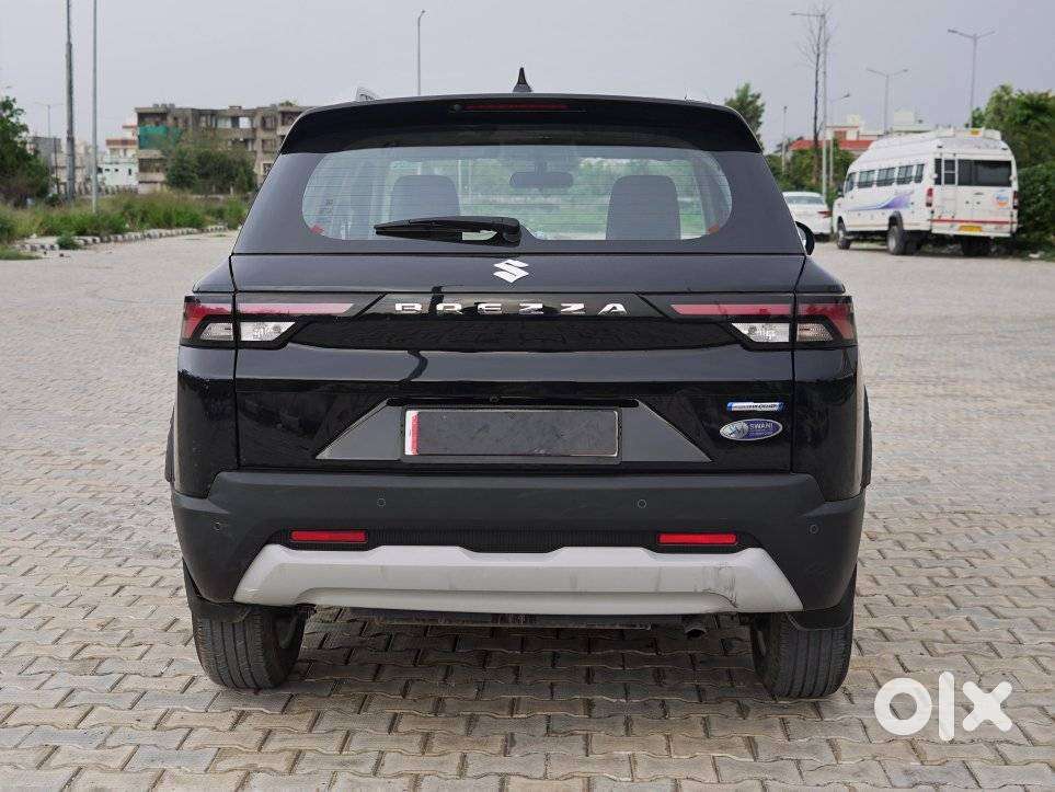 Maruti Suzuki Brezza 1.5 Zxi At Smart Hybrid, 2024, Petrol