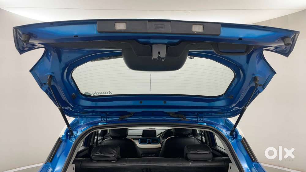 Tata Punch Creative Amt, 2021, Petrol