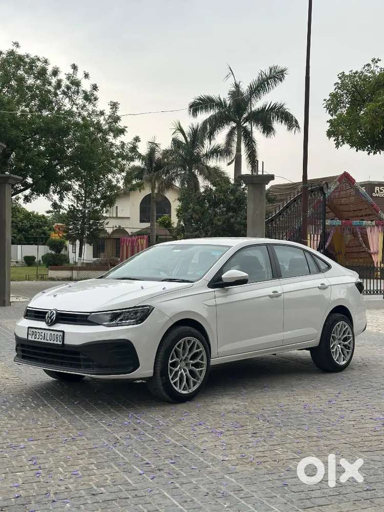 Volkswagen Virtus 2023 Petrol 24700 Km Driven