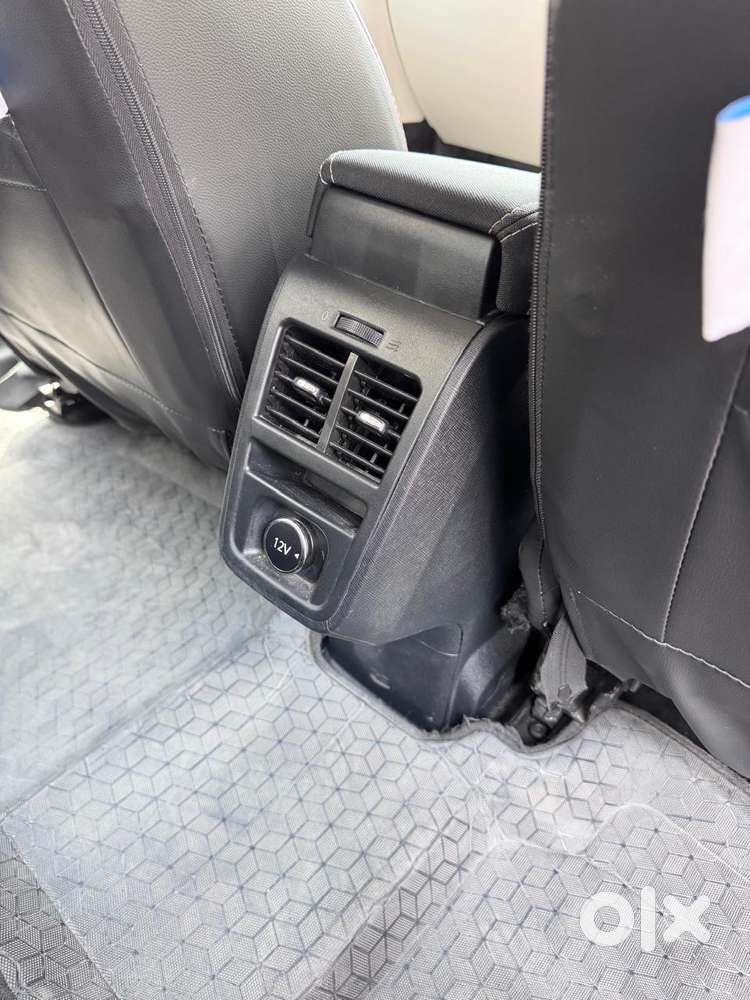 Tata Altroz, 2021, Petrol