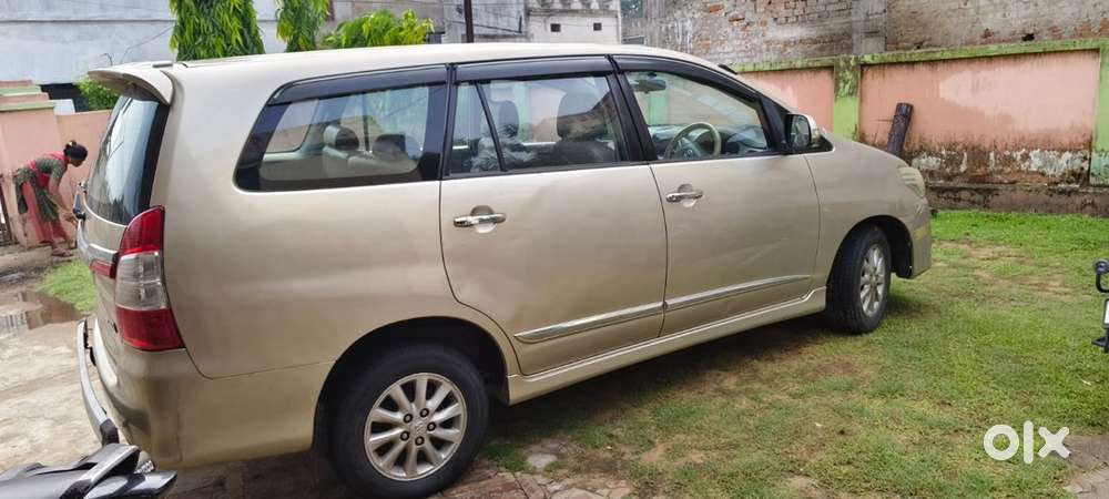Toyota Innova Diesel 2015
