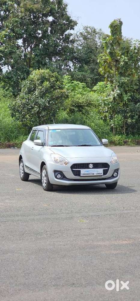 Maruti Suzuki Swift Vxi + Manual, 2023, Petrol