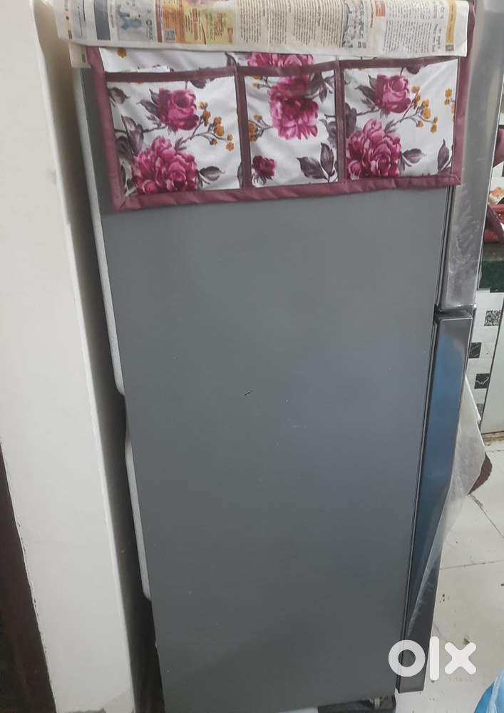 1 year old Double Door LG fridge for sell