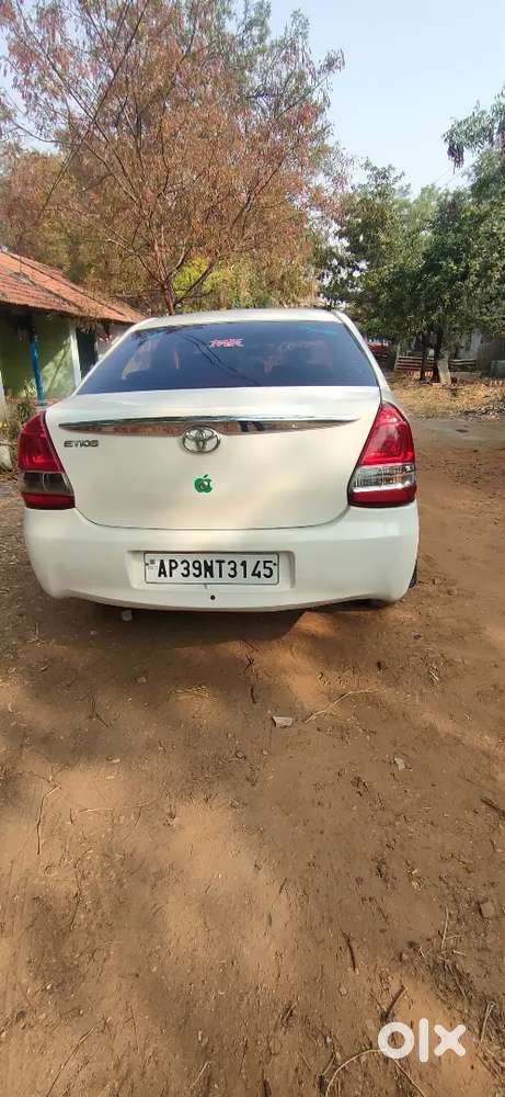 Toyota Etios 2012