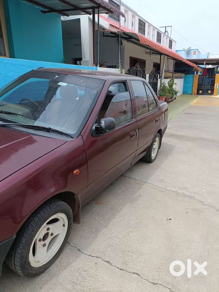Maruti Esteem Lx At 2002