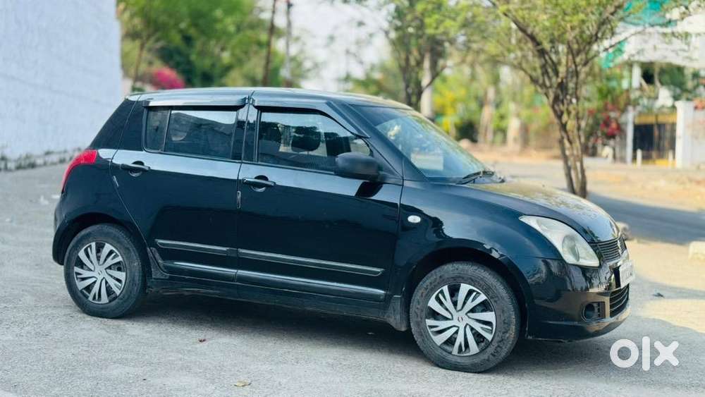 Maruti Suzuki Swift 2007 Petrol 89000 Km Driven