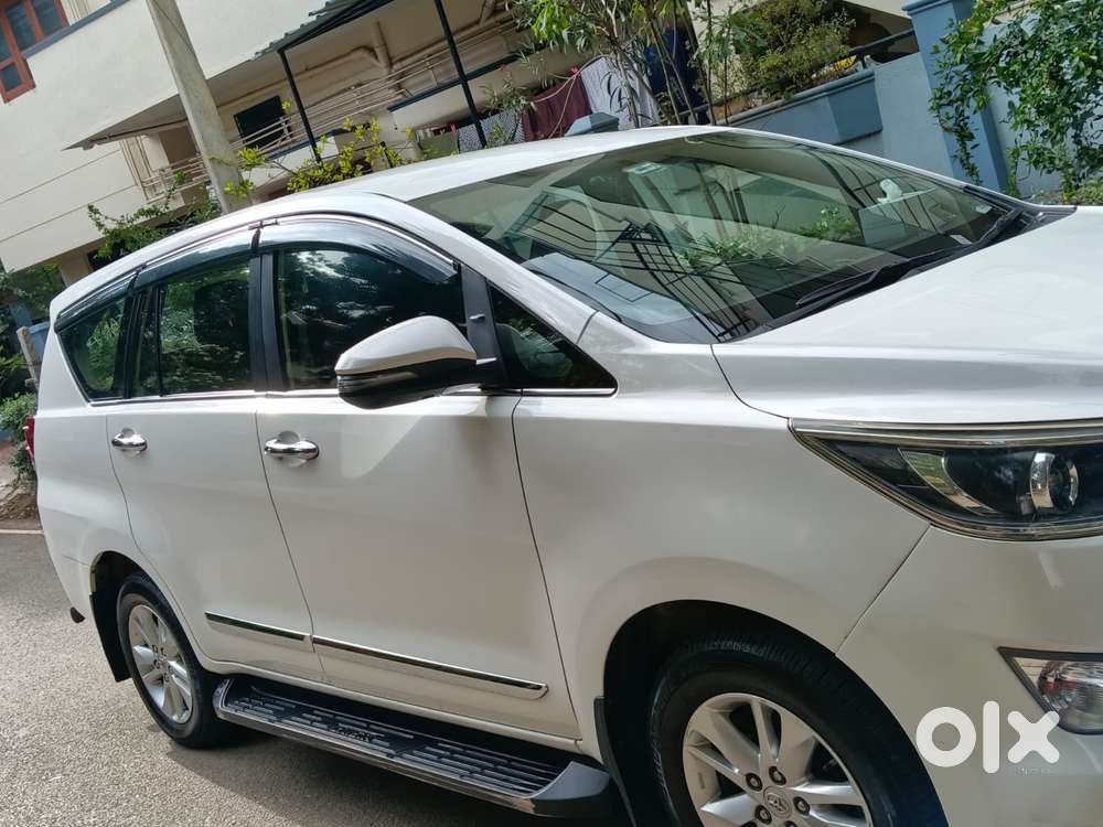 Toyota Innova Crysta [2020-ongoing] 2.4 Vx 8 Str, 2020, Diesel
