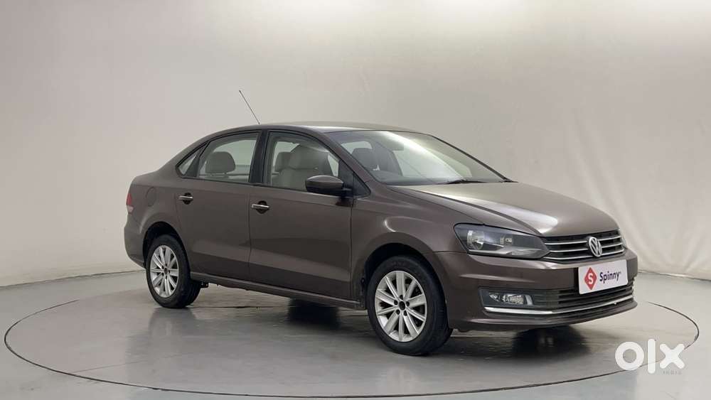 Volkswagen Vento 2010-2013 Petrol Highline, 2015, Petrol