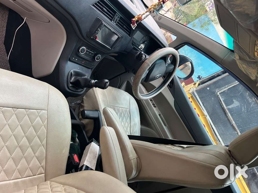 Mahindra Marazzo