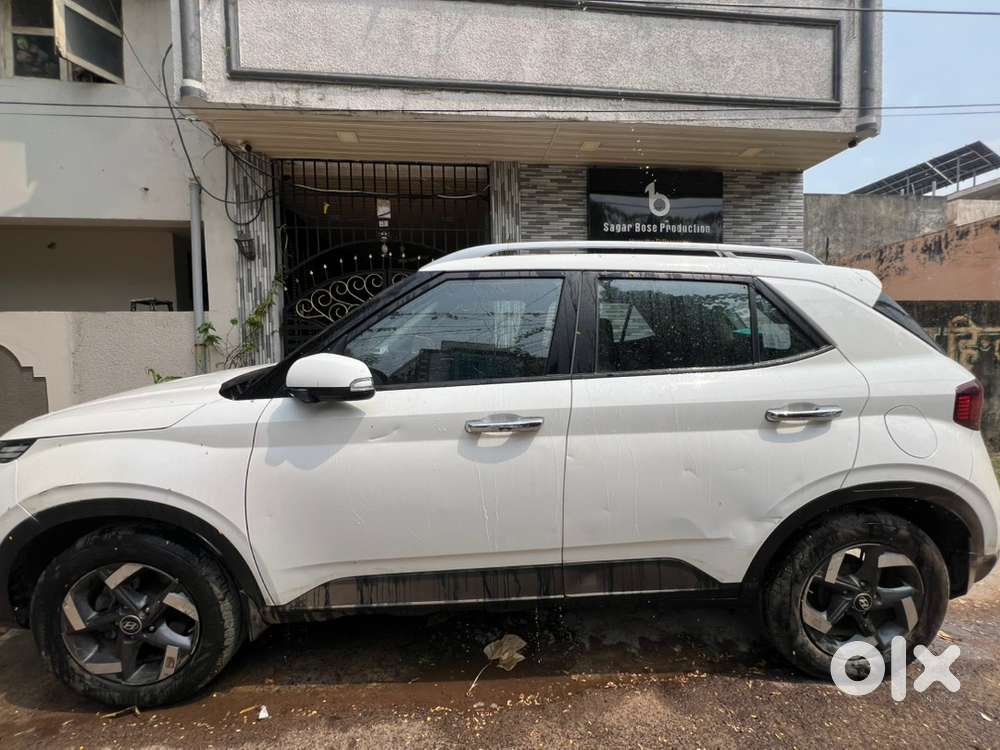 Hyundai Venue Diesel Manual 2021