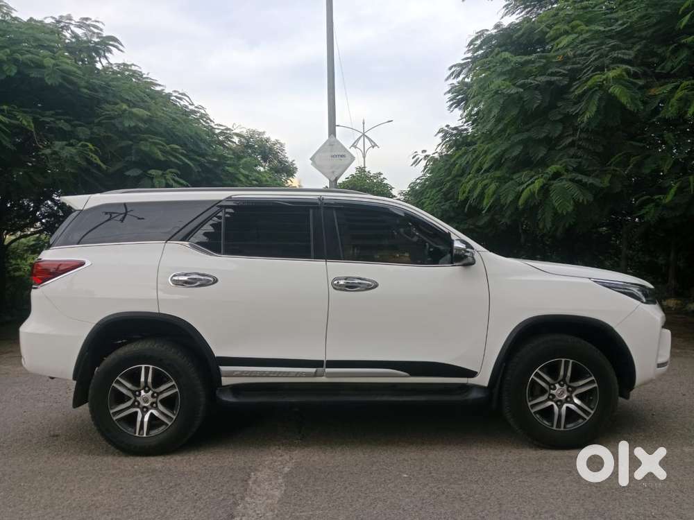 Toyota Fortuner 4x2 At 2.8 Diesel, 2020, Diesel