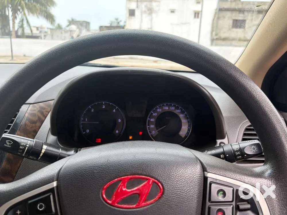 Hyundai Verna 2012 Diesel Manual