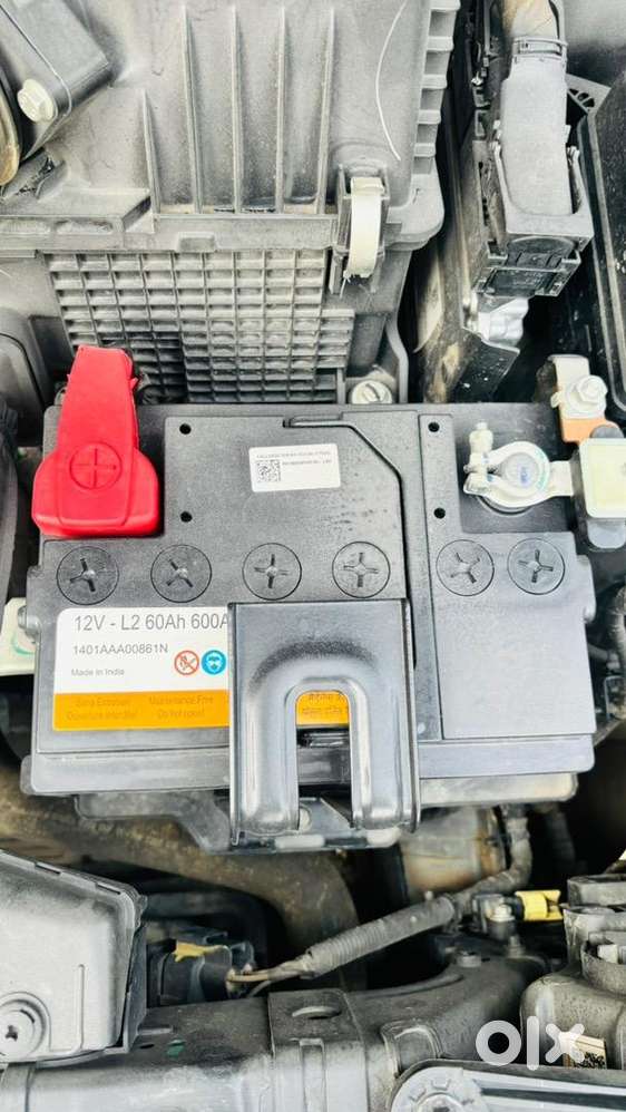 Mahindra Xuv300 Turbosport 2023 Petrol Well Maintained