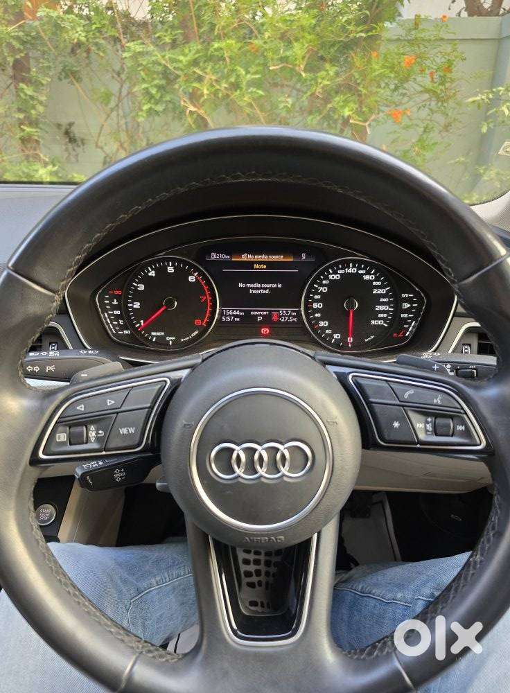 Audi A4 2.0 Premium Plus 40 Tfsi, 2022, Petrol