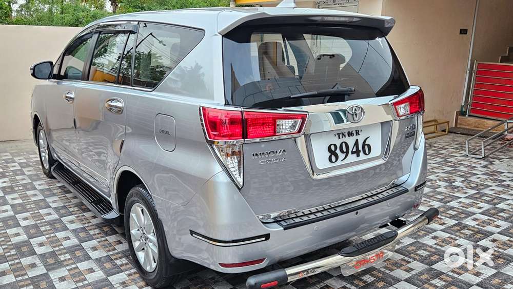 Toyota Innova Crysta 2.4 G Plus Mt 8 Str, 2016, Diesel
