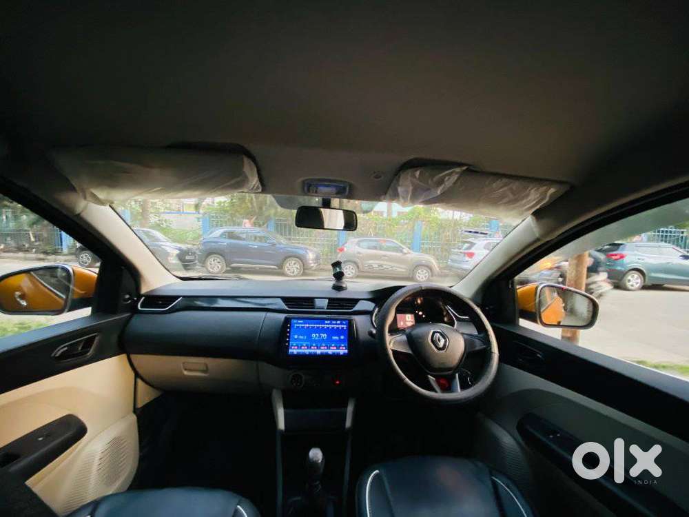 Renault Triber Rxt, 2021, Petrol