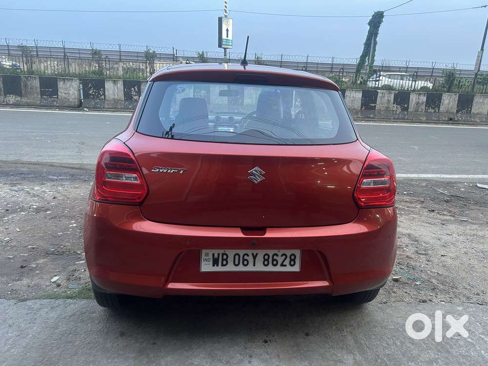 Maruti Suzuki Swift Vxi Optional, 2023, Petrol