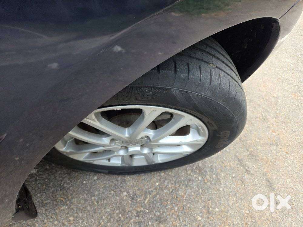 Maruti Suzuki Swift Amt Vvt Zxi, 2018, Petrol