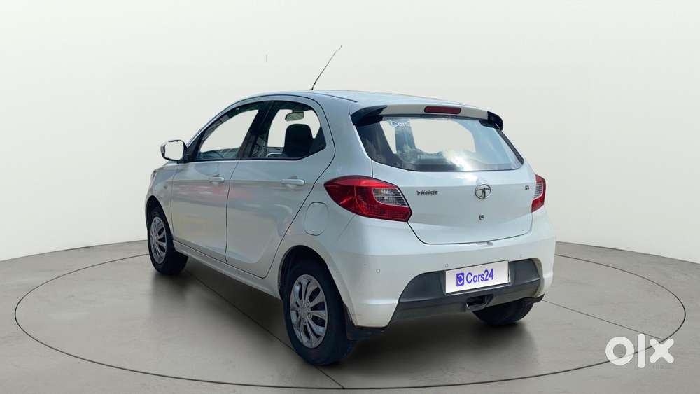 Tata Tiago 1.2 Revotron Xt, 2016, Petrol