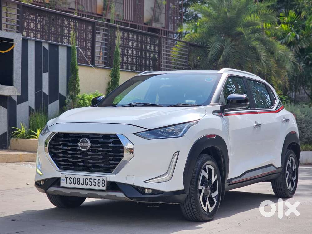 Nissan Magnite 1.0 Xv Executive Turbo Cvt, 2022, Petrol