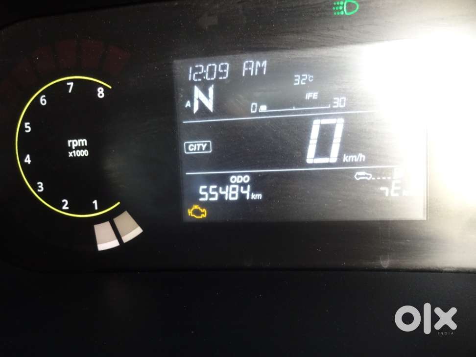 Tata Nexon Pure Plus (s) Petrol Amt, 2024, Petrol