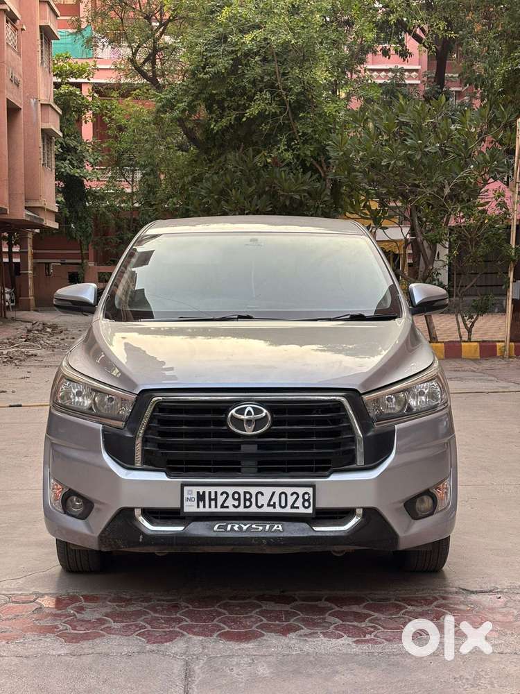 Toyota Innova Crysta 2.4 G Mt 8s, 2018, Diesel