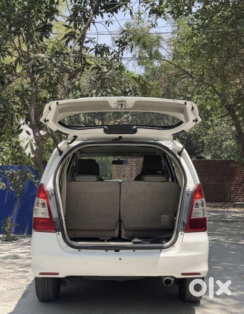 Toyota Innova 2.5 Gx 7 Seater Limited Edition, 2014, Diesel