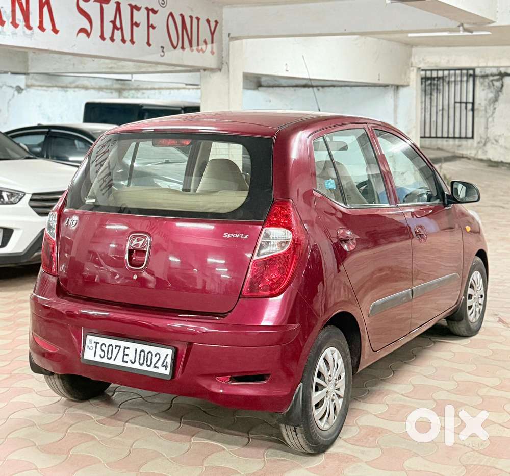 Hyundai I10 Sportz, 2014, Petrol