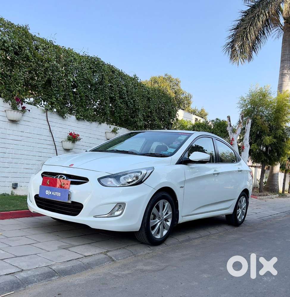 Hyundai Verna 1.6 Sx (o) Vtvt, 2012, Petrol