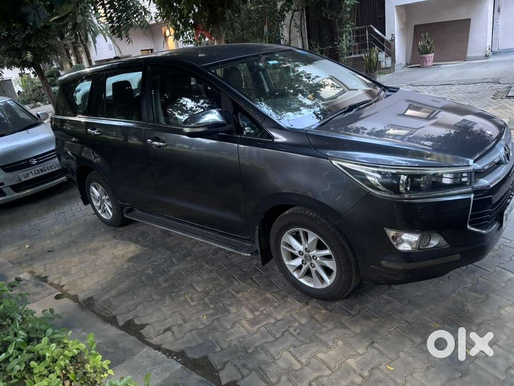 Toyota Innova Crysta 2017