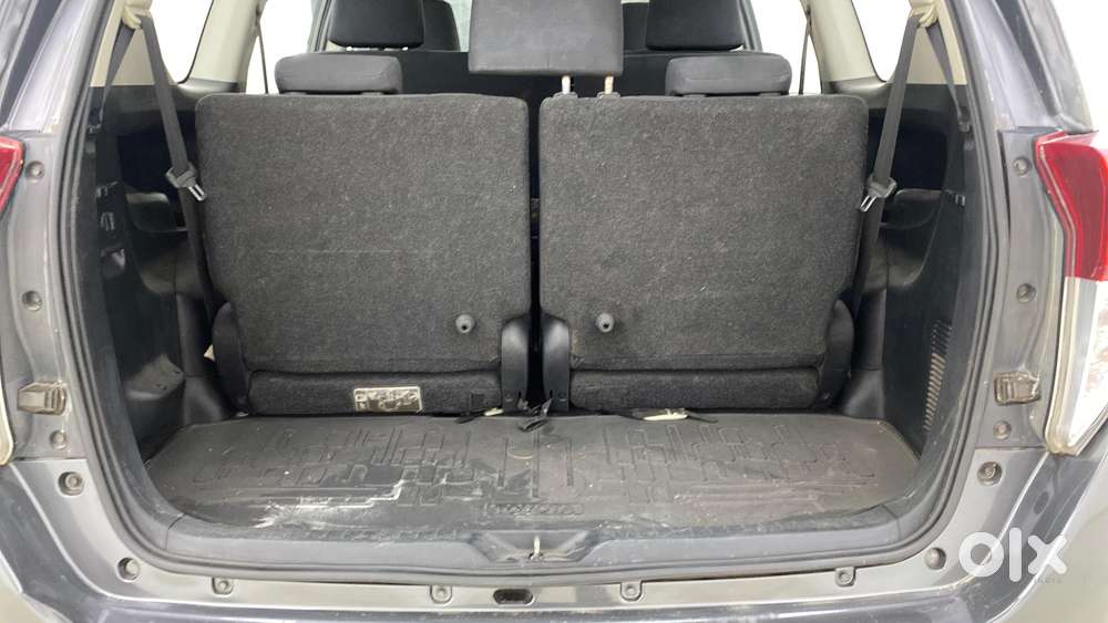 Toyota Innova Crysta 2.4 Vx Mt, 2016, Diesel