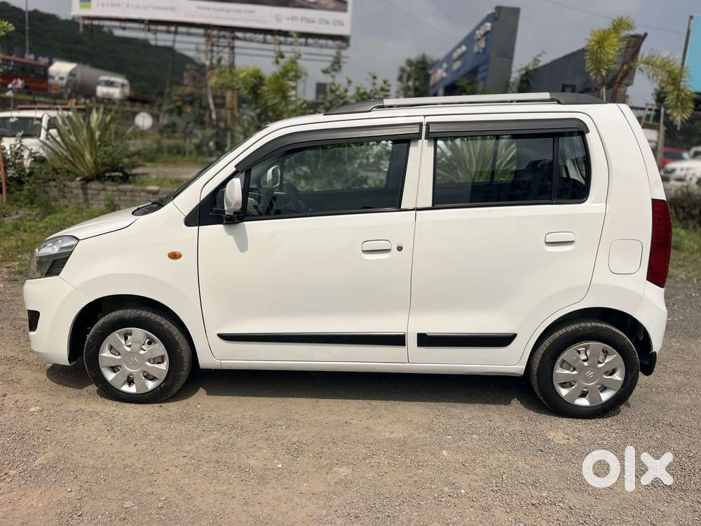 Maruti Suzuki Wagon R Lxi 1.0, 2016, Petrol
