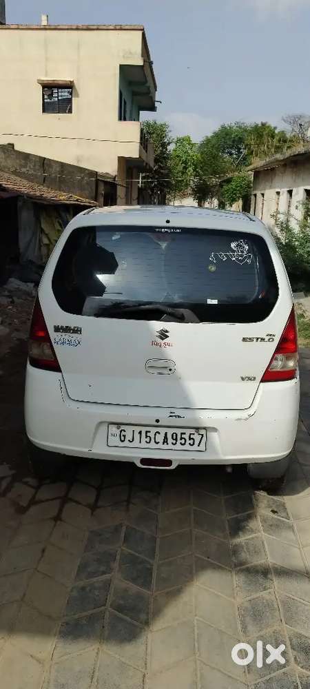 Maruti Suzuki Zen Estilo 2010