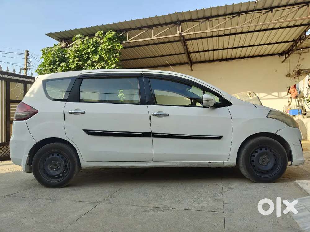 Maruti Suzuki Ertiga 2012 Diesel Well Maintained
