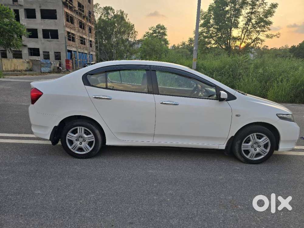 Honda City E Mt, 2013, Petrol