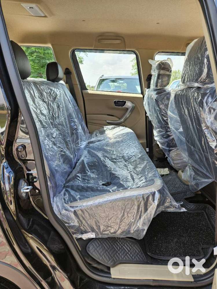 Mahindra Bolero Neo N10 (r), 2025, Diesel