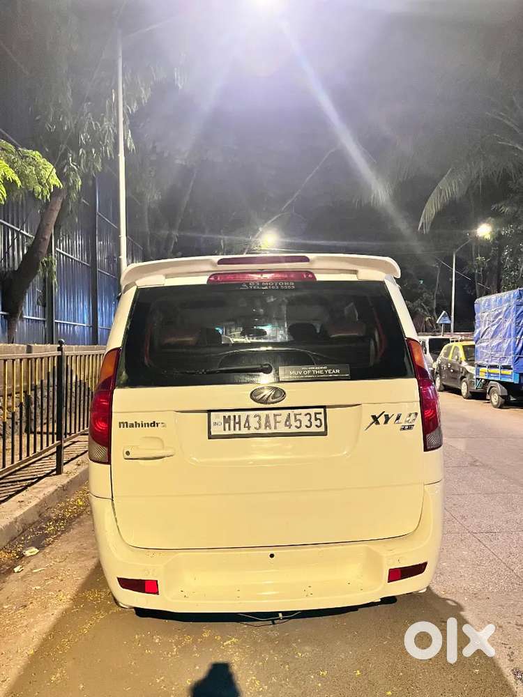 Mahindra Xylo 2011