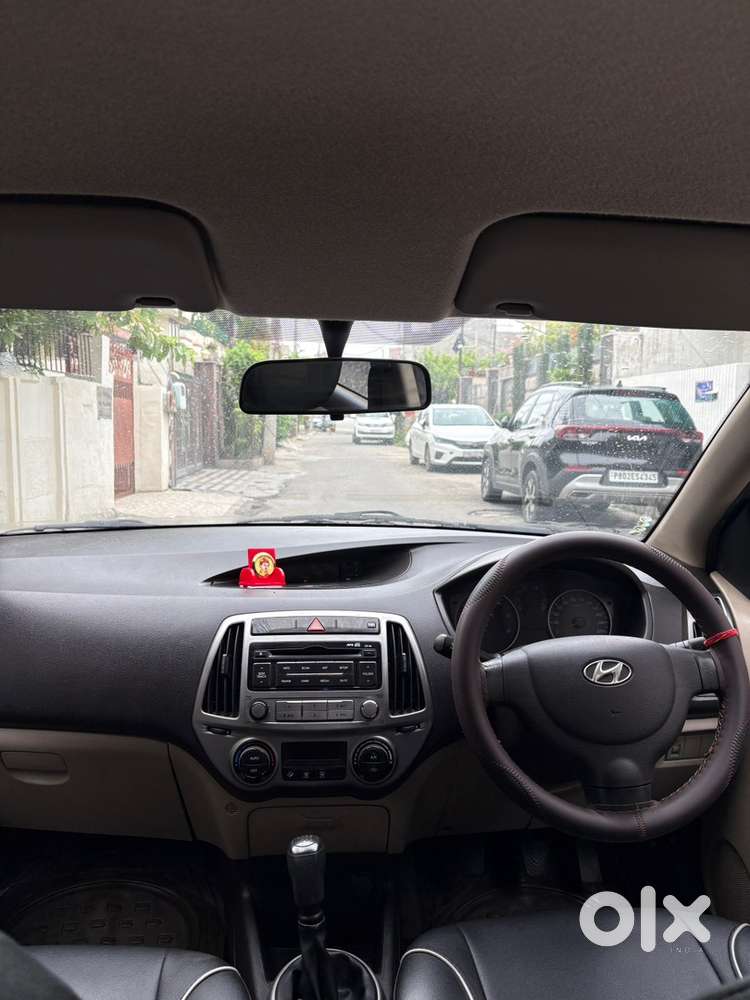 2013 Hyundai I20 Magna Diesel Manual Car