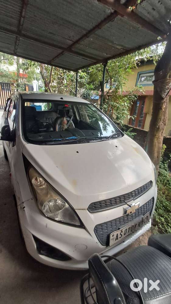 Chevrolet Beat Petrol 2015