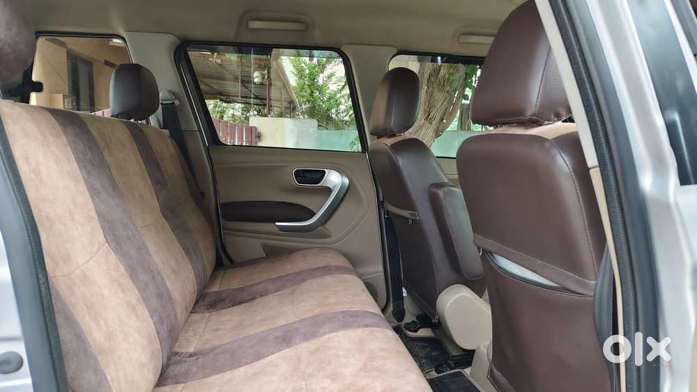 Mahindra Tuv 300 Mhawk100 T8, 2017, Diesel