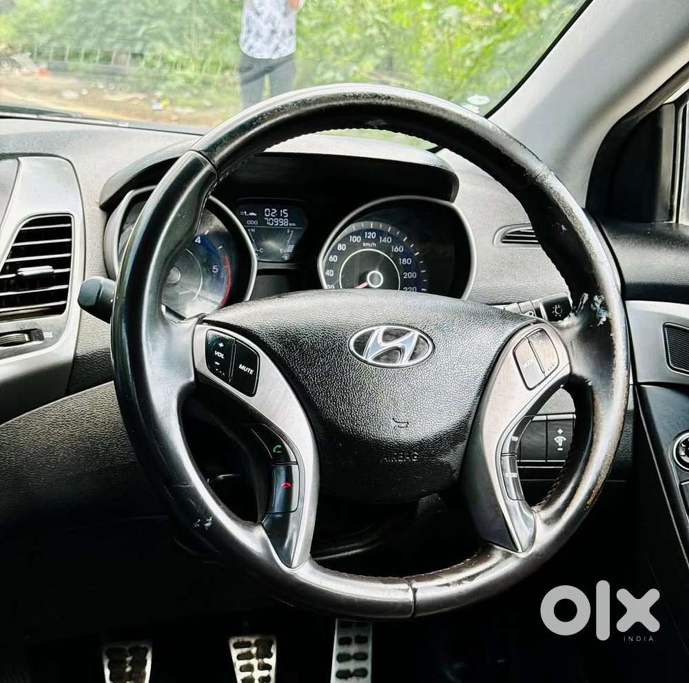 Hyundai Elantra 1.8 Sx Mt, 2015, Petrol