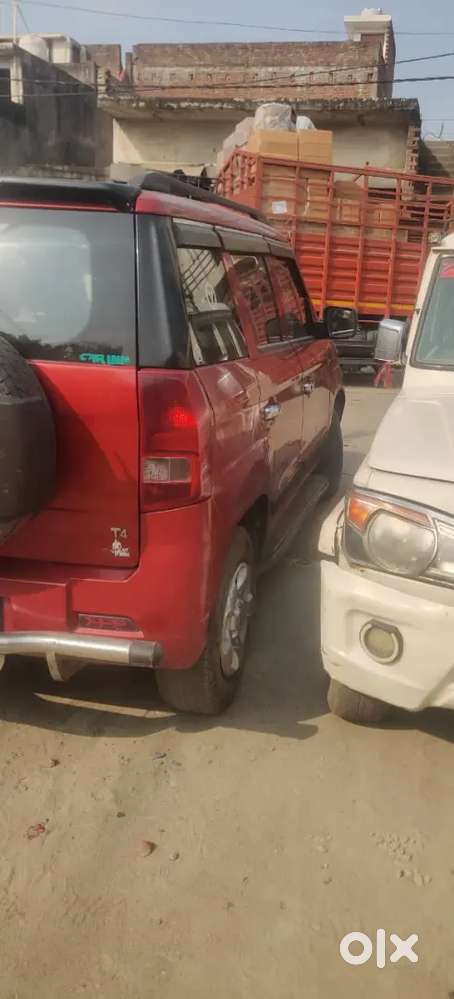 Mahindra Tuv 300 2016