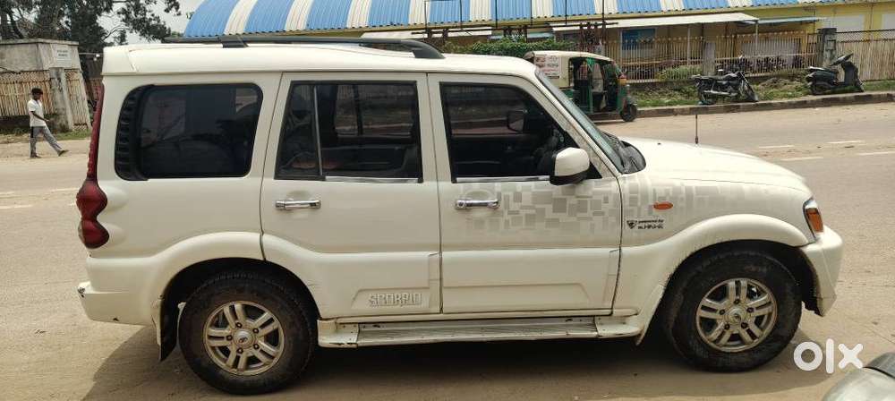 Mahindra Scorpio Vlx 2wd Bsiv, 2013, Diesel