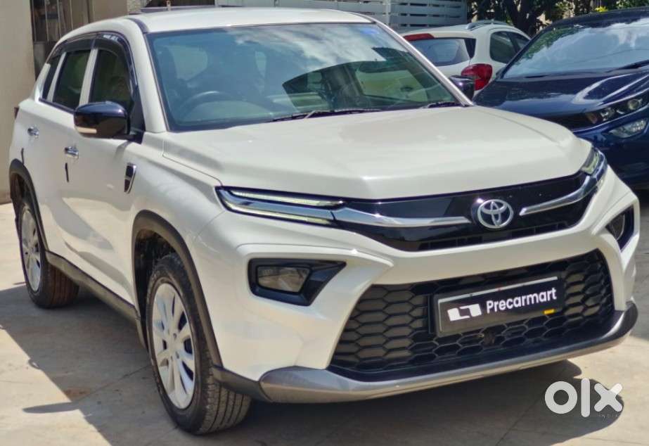 Toyota Urban Cruiser Hyryder, 2025, Petrol
