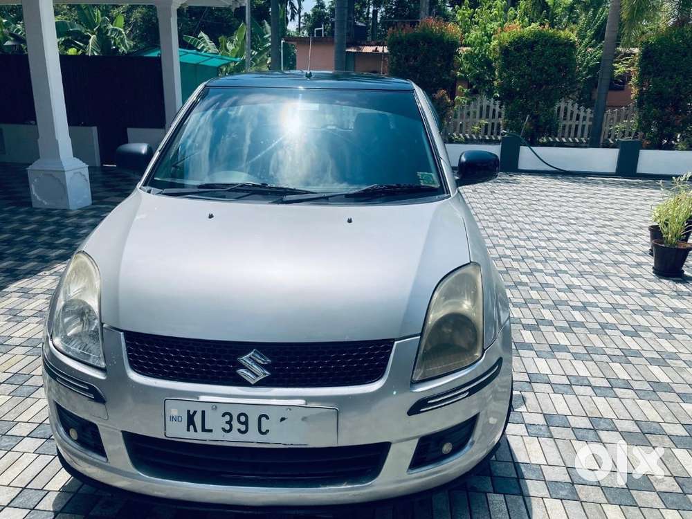 Suzuki Swift Car  For Sale . In Good Working Condition