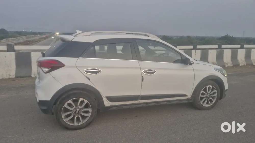 I 20 Active  Sx Top Model