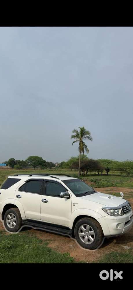 Toyota Fortuner 2011 Diesel Well Maintained